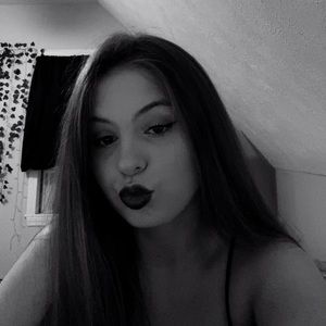 Meet your Posher, Madi